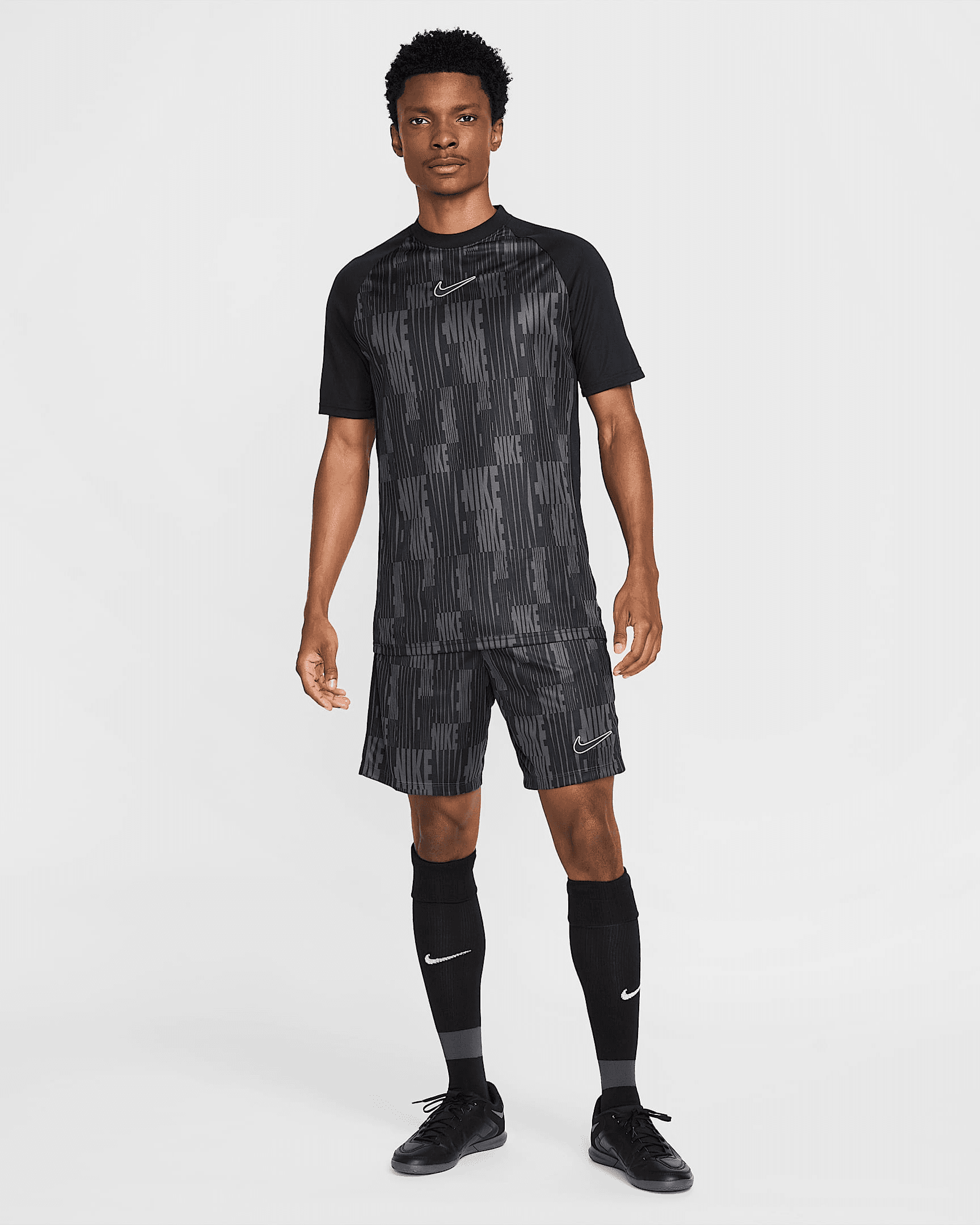 شورت كرة القدم Nike Academy+ للرجال Dri-FIT Thumbnail 1