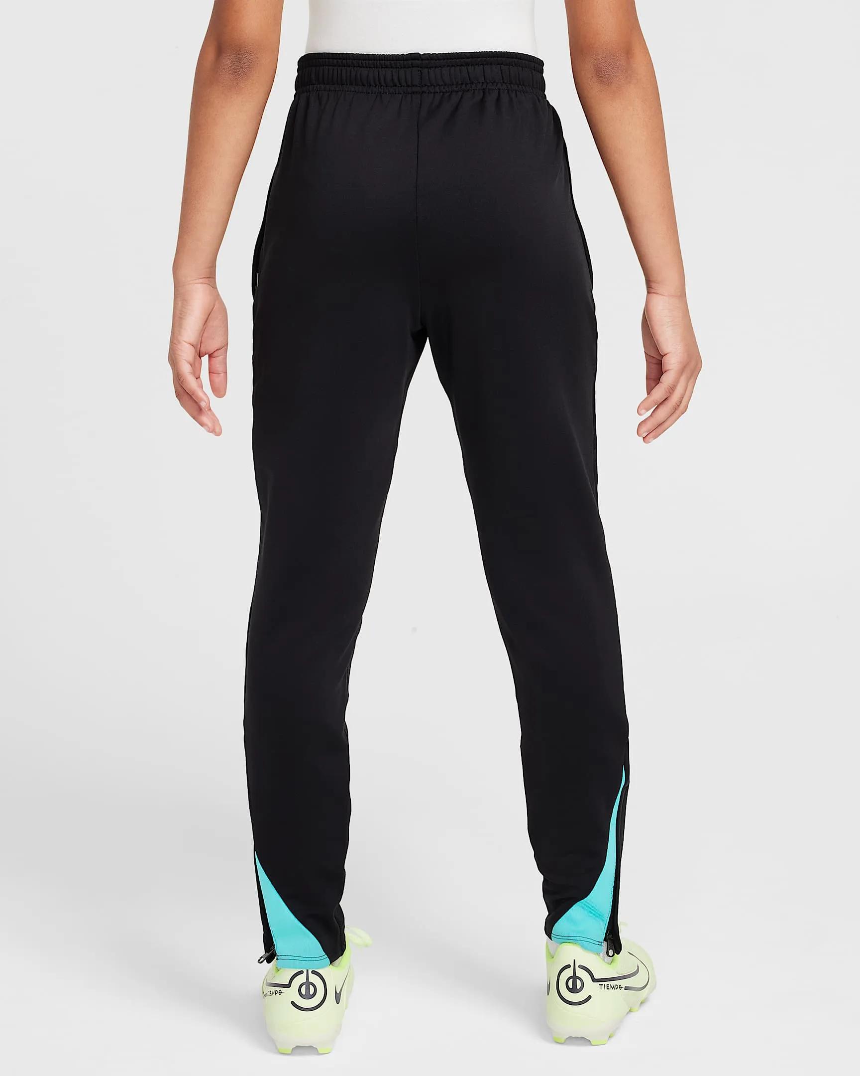 بنطال Nike Dri-FIT Strike للأطفال الكبار media preview 6