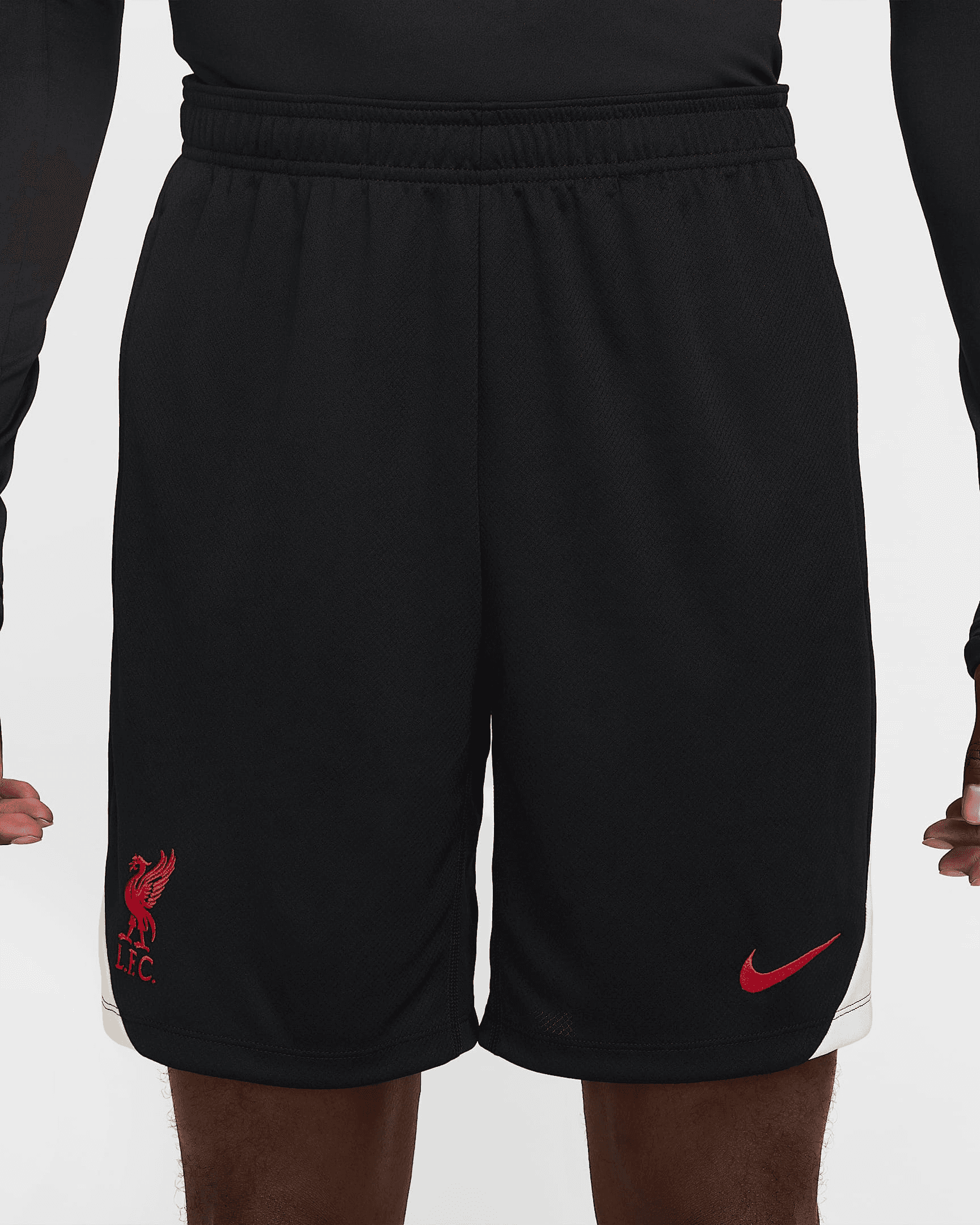 شورت هجومي من نايكي Dri-FIT لفريق ليفربول إف سي media preview 2