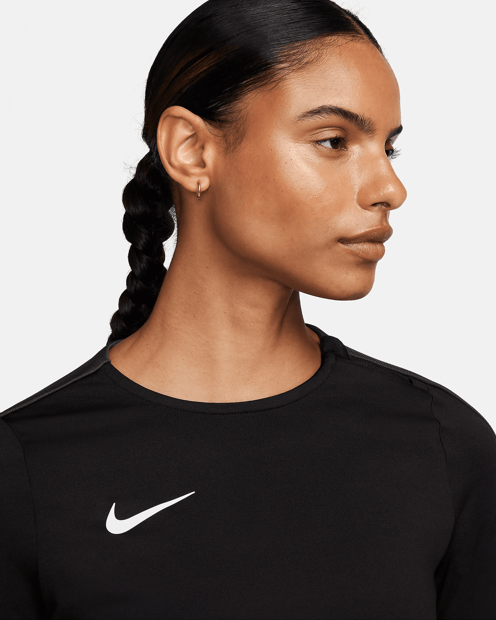 قميص كرة القدم Nike Strike Dri-FIT Crew-neck للسيدات media preview 3