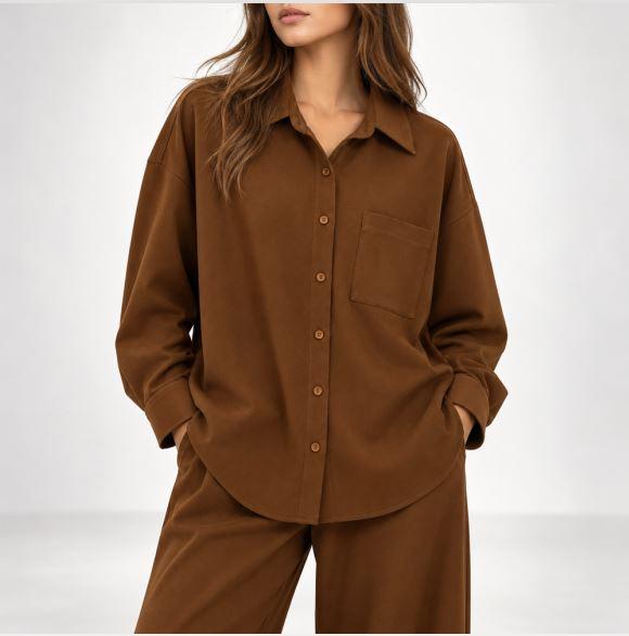 قميص نسائي واسع بأزرار وتصميم مضلع alternative product image