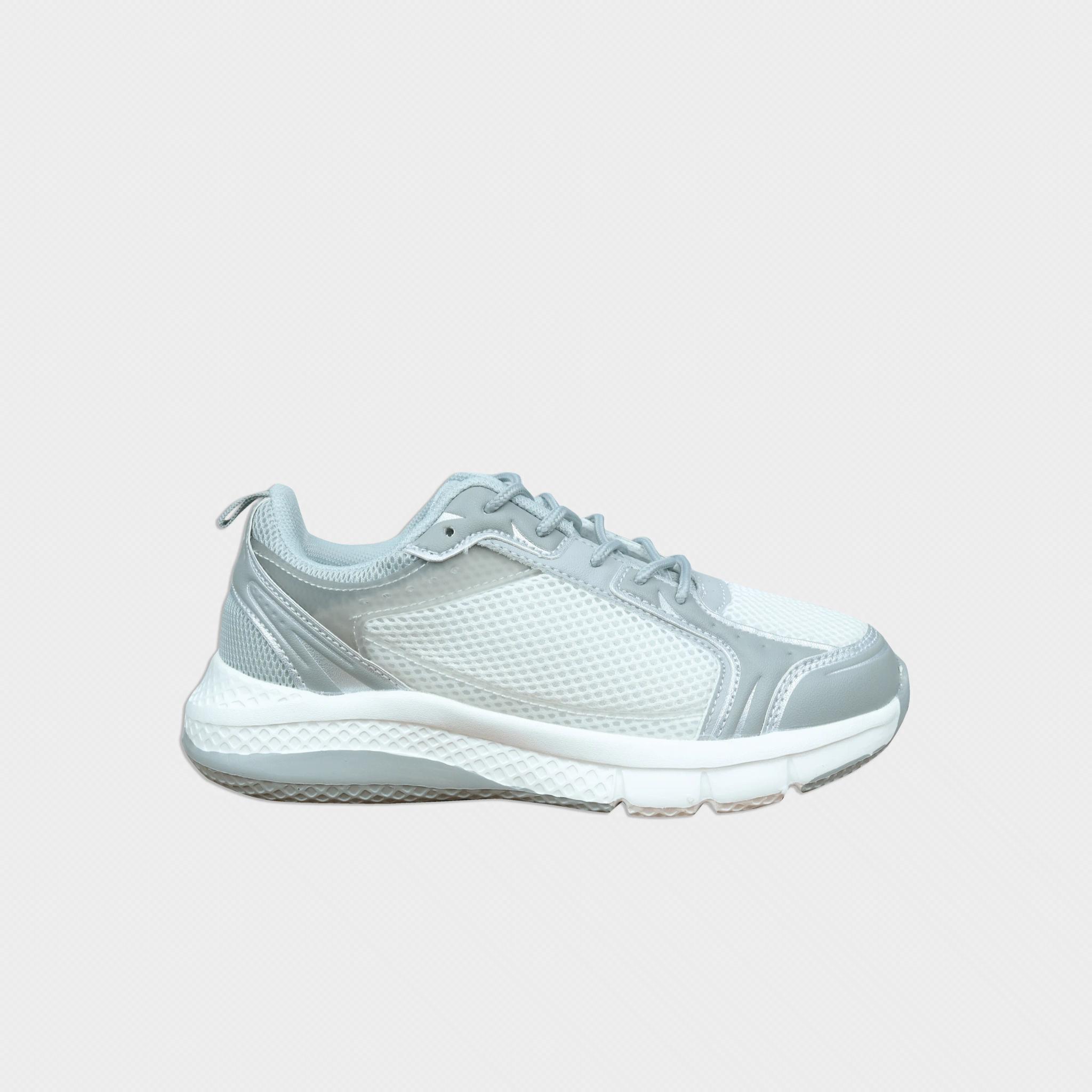 حذاء رياضي للاولاد alternative product image
