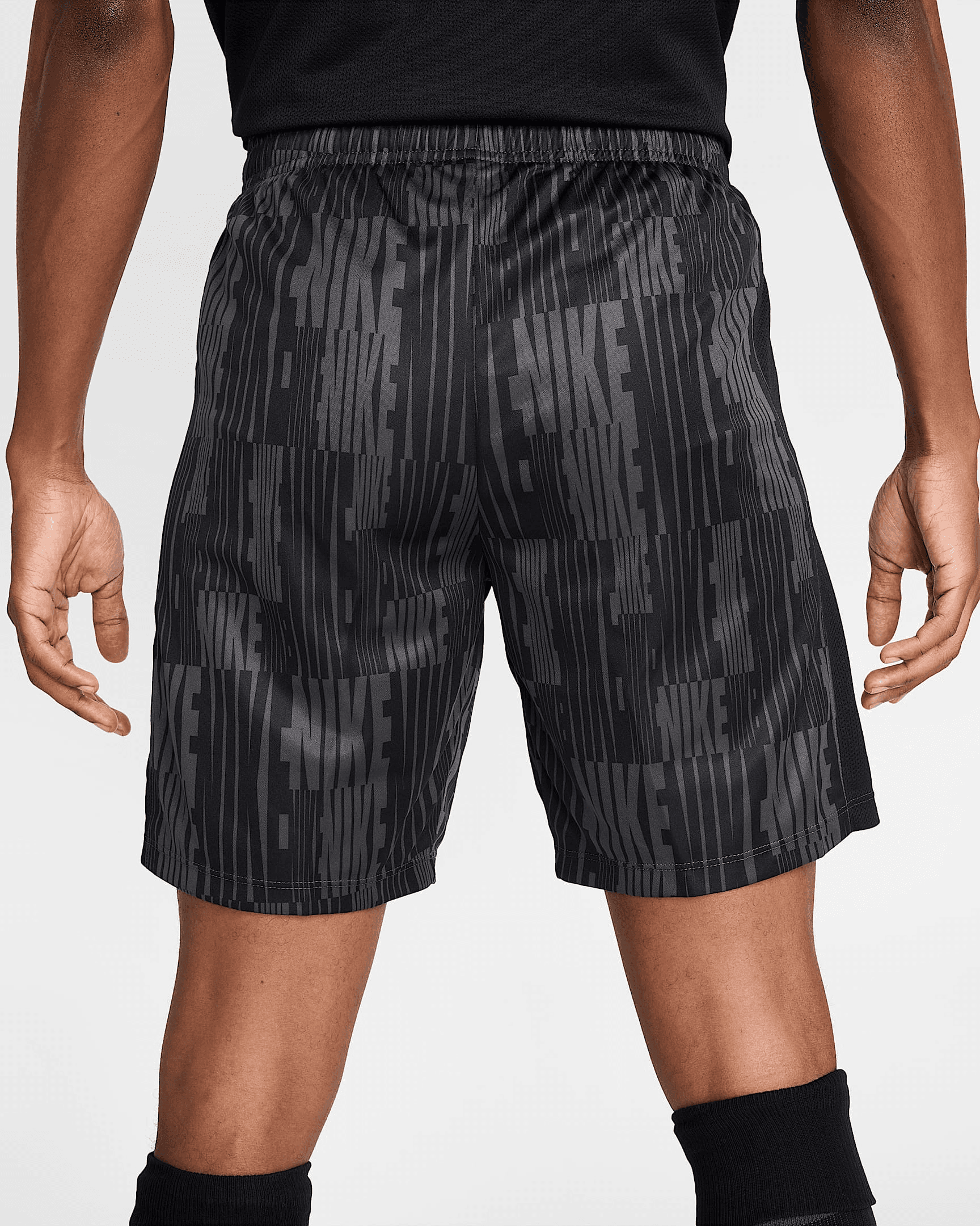 شورت كرة القدم Nike Academy+ للرجال Dri-FIT media preview 3